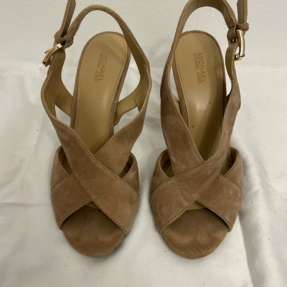 Ladies Michael Kors high heel shoes size 7